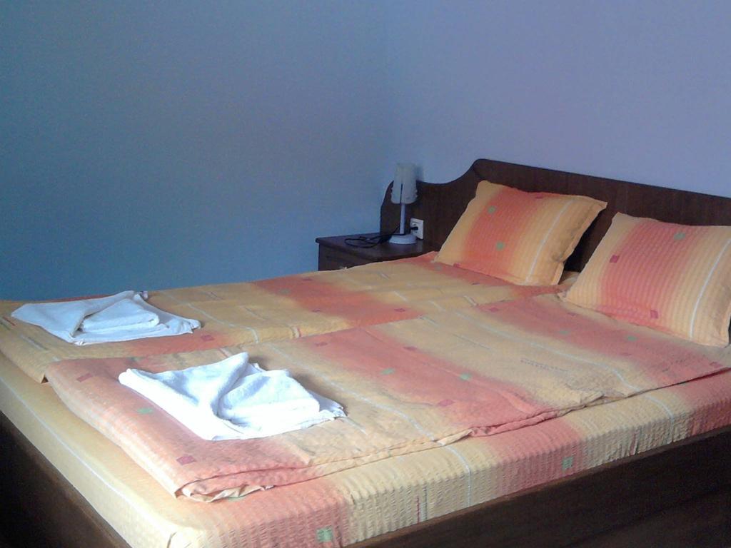Complex Balkandzhii Aprilci Szoba fotó